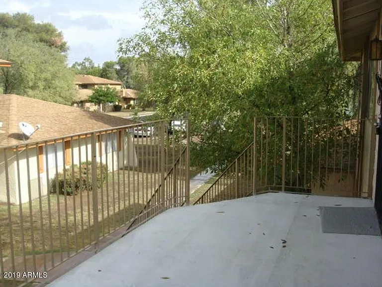 3315 W Loma Ln #4 — Photo 3