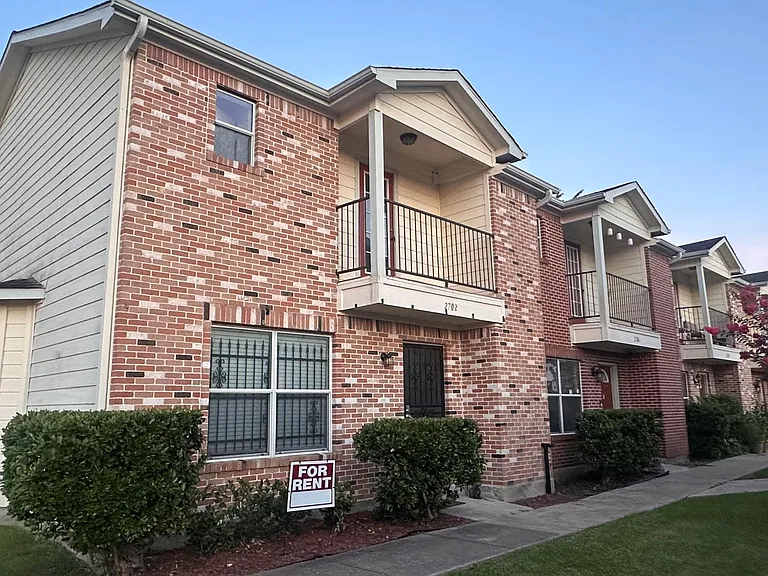 2702 Vienna Pl — Photo 19