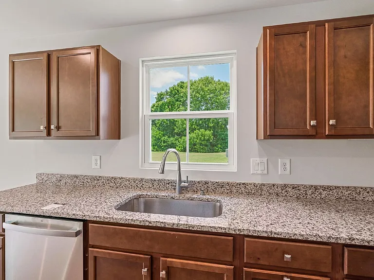 1103 Wilkinson Ln — Photo 18