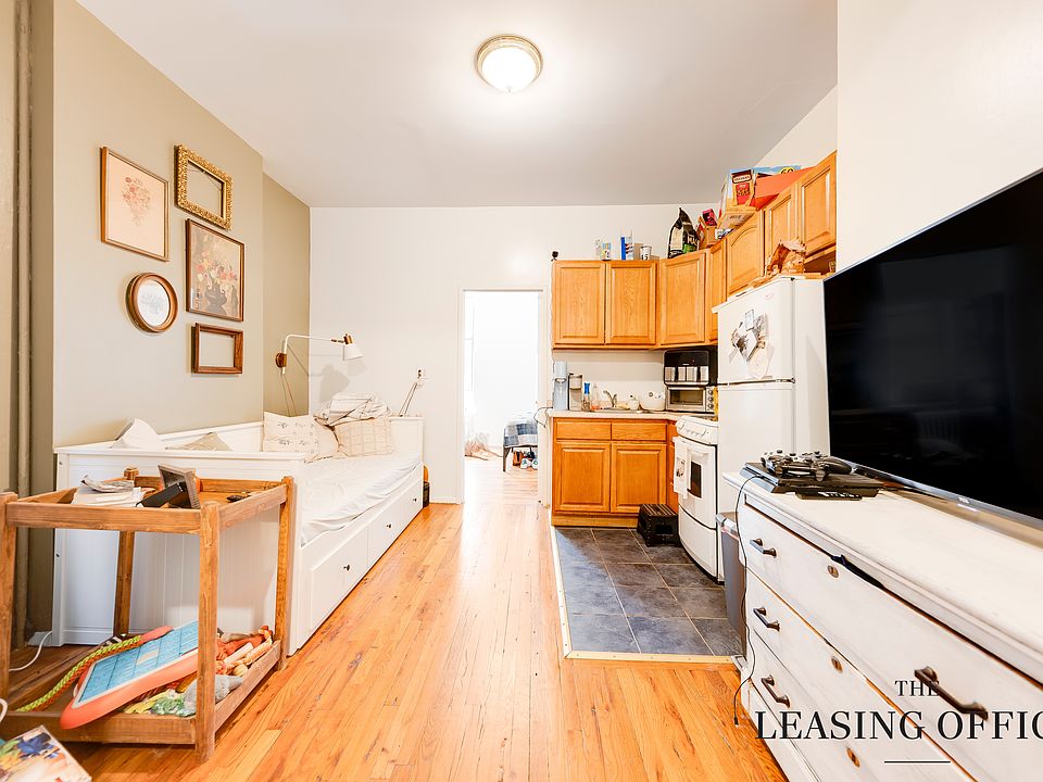 1st image of 344 E 65th St APT 1B