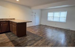 762 Mentor Ave APT 27, Painesville, OH 44077