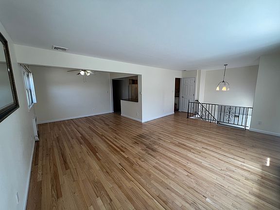 5th image of 130 Beach 123 St #1