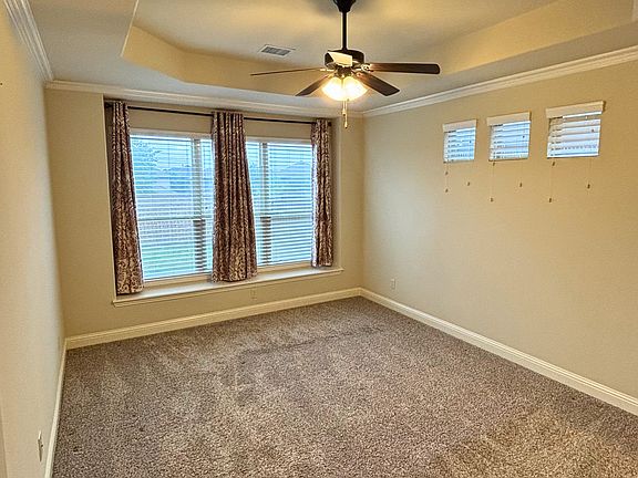 5th image of 5547 Lightfoot Ln