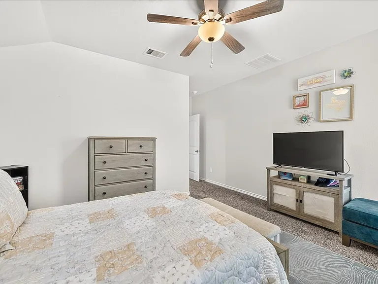 7749 Bronco Buster Dr — Photo 28