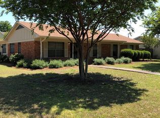 1124 Cottage Dr, Greenville, MS 38703