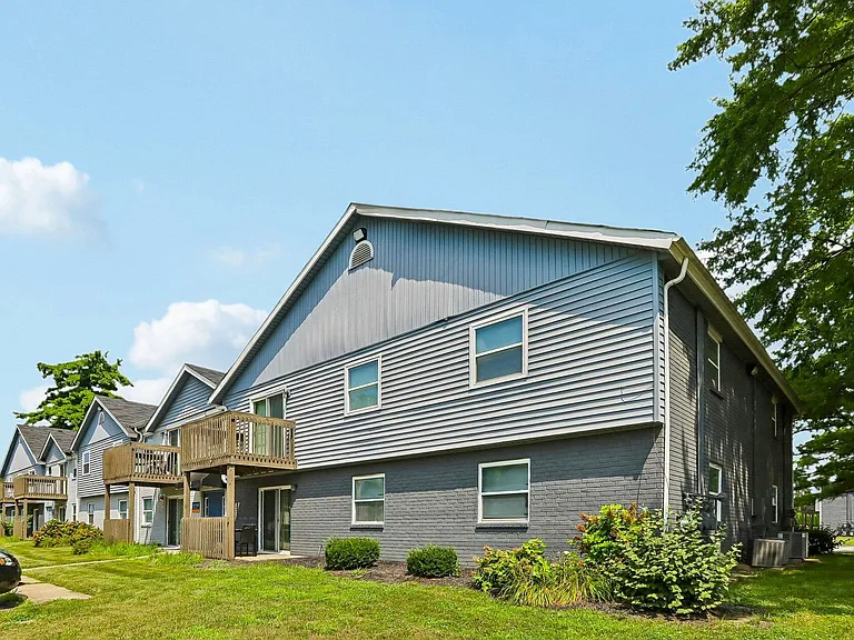 The Meridian North and South — Photo 41