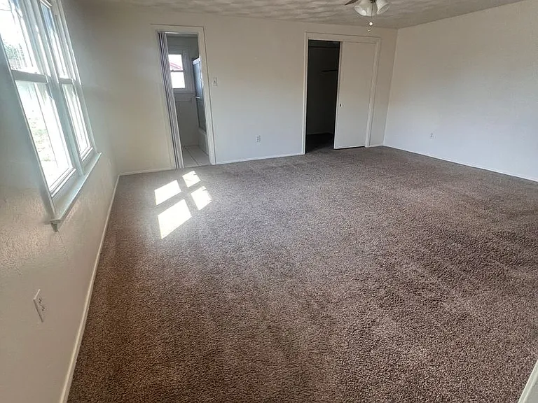 314 Santa Rita Dr — Photo 3