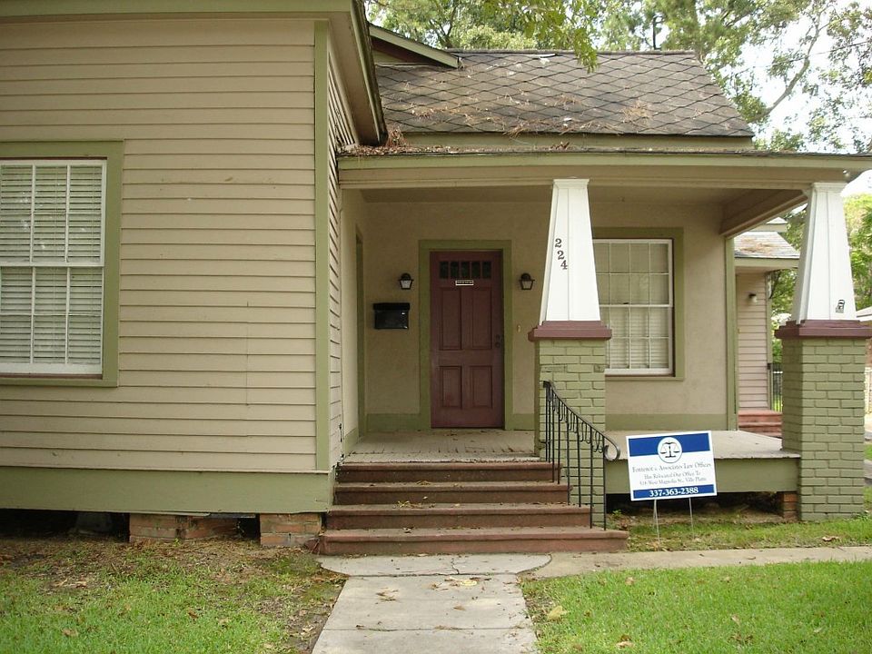 1st image of 224 High School Dr