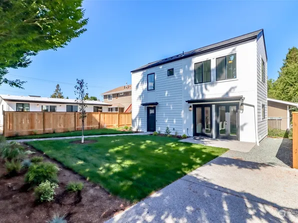 9522 Mary Avenue NW, Seattle, WA 98117