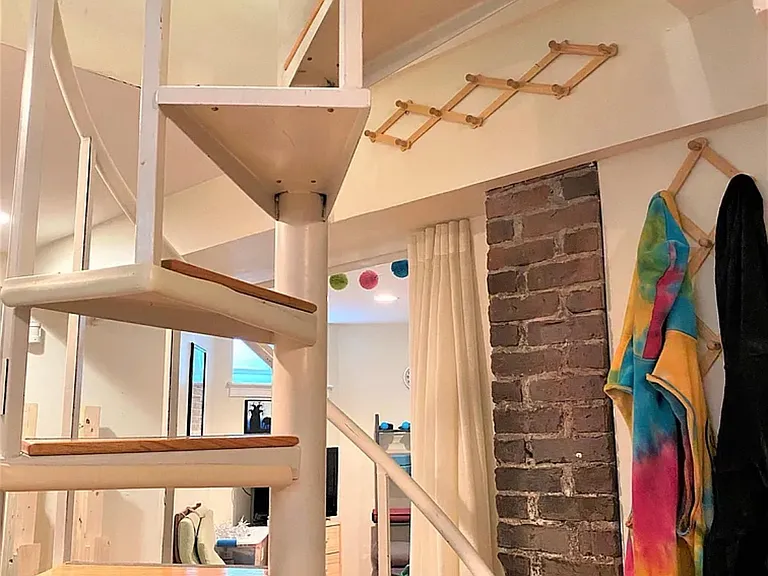 32 Forbes St #1 — Photo 6