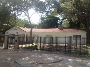 3590 Main Hwy, Miami, FL 33133