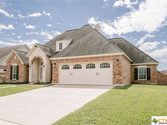 3rd image of 109 Pebble Brk