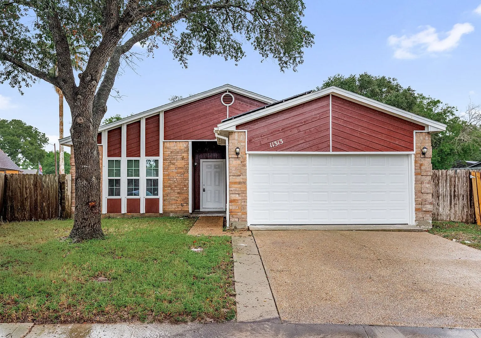 11313 Red Creek Circle - 3/bed 2/bath /$1695/month — Photo 1
