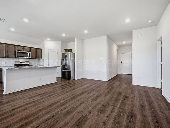 3rd image of 3311 Brookstone Dr