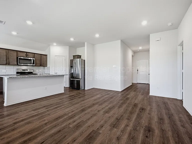 3311 Brookstone Dr — Photo 3