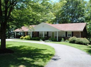 162 Mapleview Dr, Sparta, NC 28675