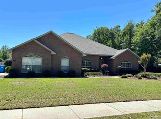 3566 Sawmill Cir, Pace, FL 32571