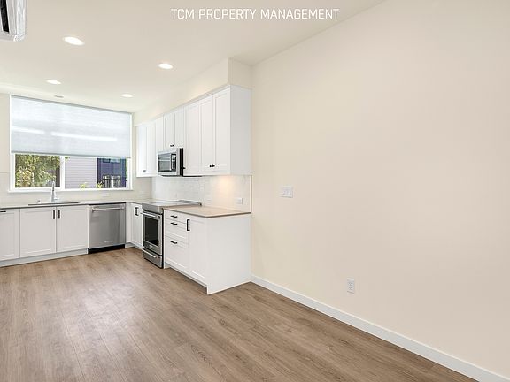 3rd image of 2024 NE 85th St #C