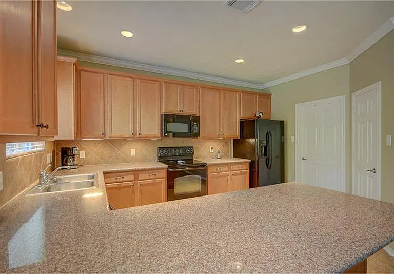 174 E Spindle Tree Cir — Photo 13