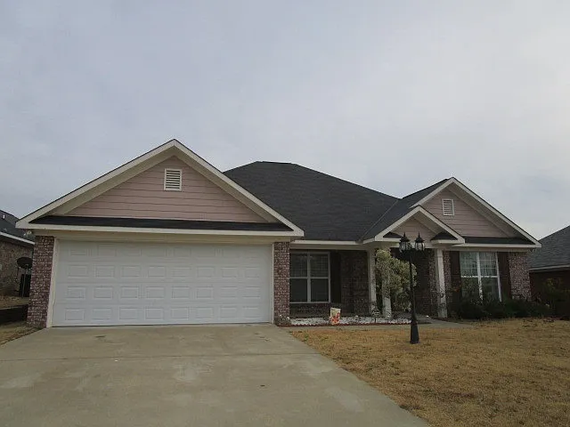 385 Lee Road 2141