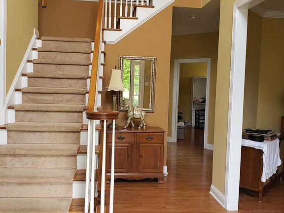 4th image of 117 Cyprus Ln