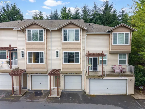 10739 SW Canterbury Ln, Portland, OR 97224