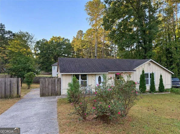 158 Ashwood Ct, Riverdale, GA 30274