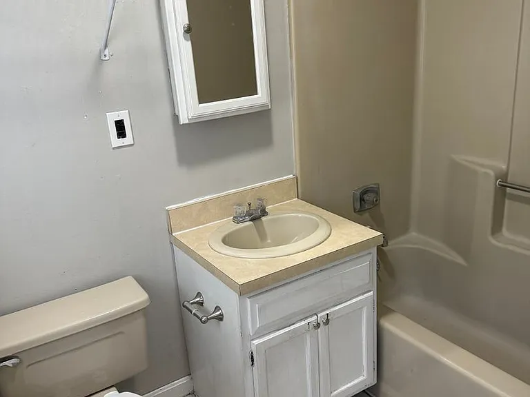 505 Norwich Rd — Photo 9