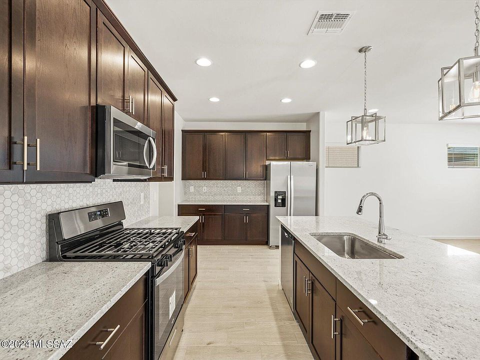 1st image of 6917 W Jadewood Ln