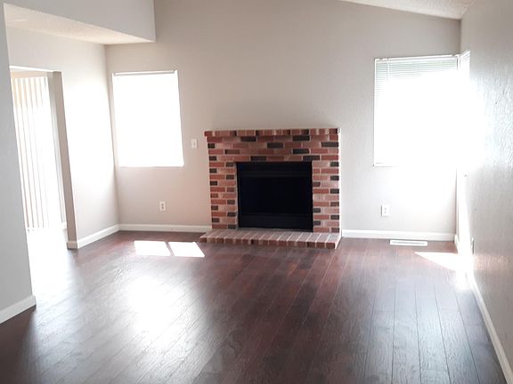 2nd image of 2055 Haywood Dr