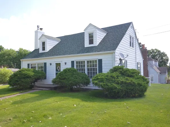 1237 Edgemont St, Des Moines, IA 50315