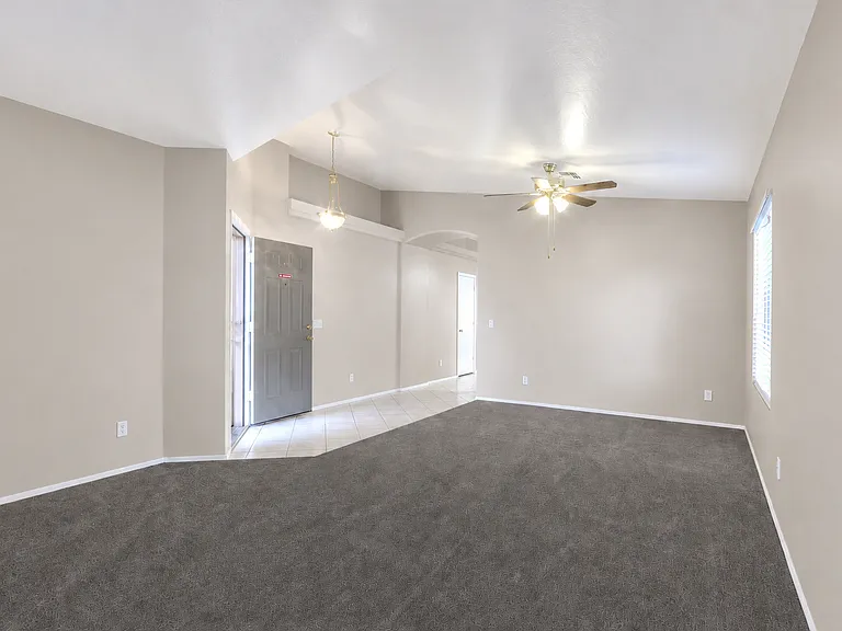 1734 E San Xavier Dr — Photo 5