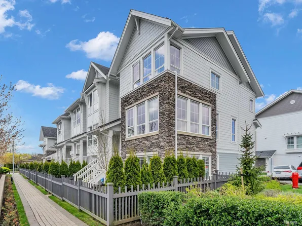 5311 Admiral Way #103, Delta, BC V4K 5G6