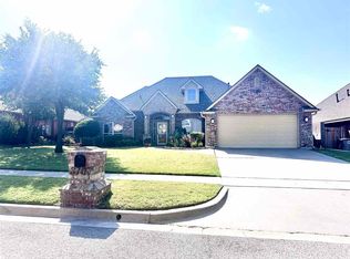 3707 NE Cypress Ln, Lawton, OK 73507