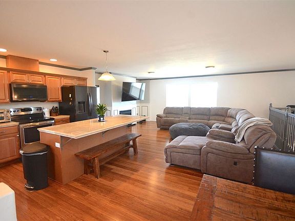 4th image of 1845 Nova Ln