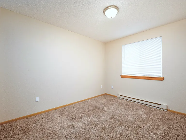 2114 8th Ave NW #3 — Photo 9