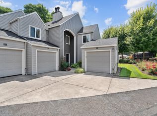 5225 Jean Rd APT 606, Lake Oswego, OR 97035