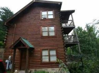 1924 Walker Trl, Pigeon Forge, TN 37876