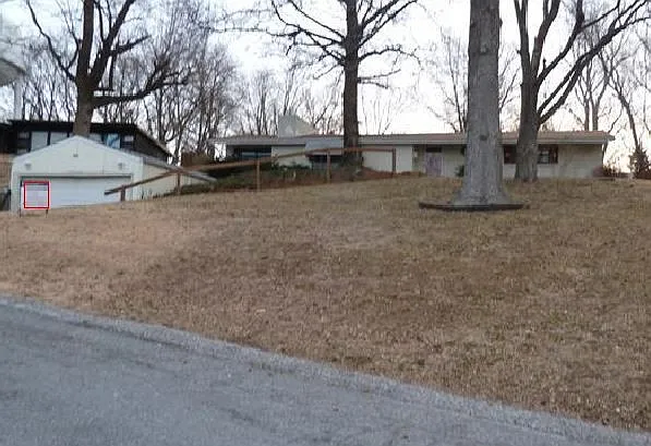 326 Tower Dr photo 1