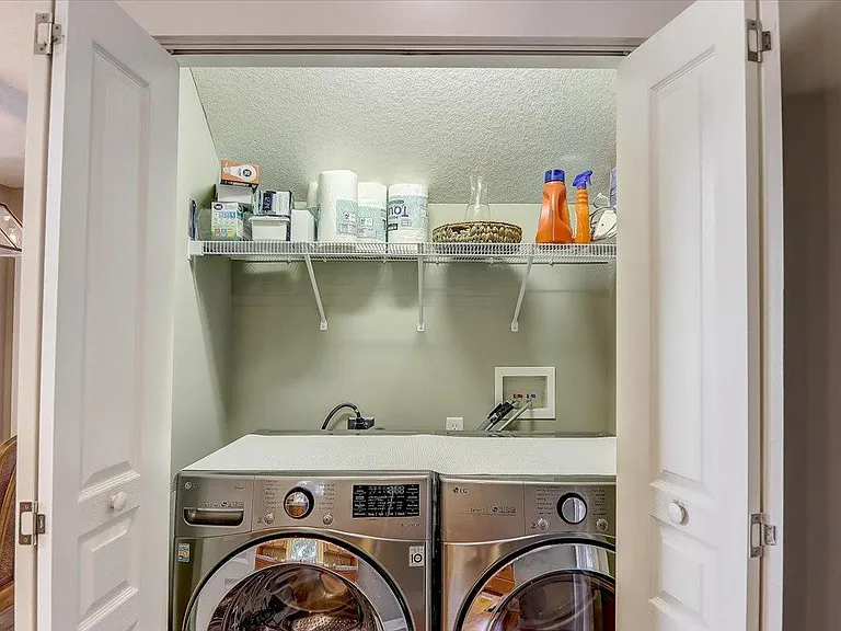 11 Oakhaven Ter — Photo 26