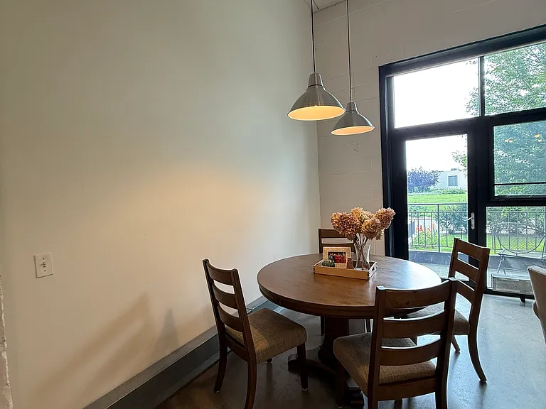 730 Stinson Blvd NE #114 — Photo 9
