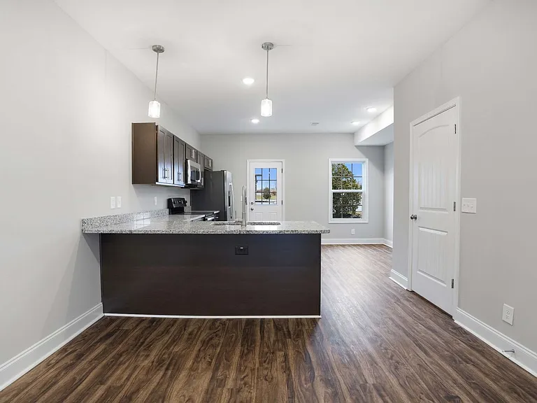 955 Professional Park Dr #102 — Photo 33