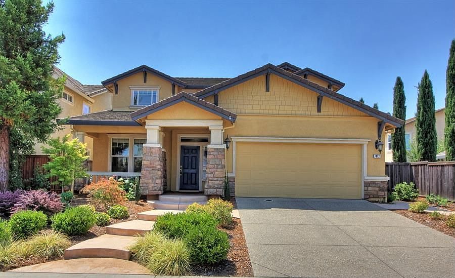 1st image of 7412 Thalia Ct