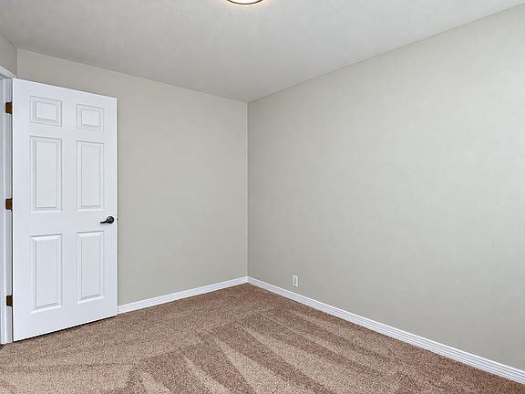 5th image of 625 W Nickerson St APT 2