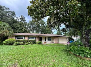 5443 Whitney St, Jacksonville, FL 32277