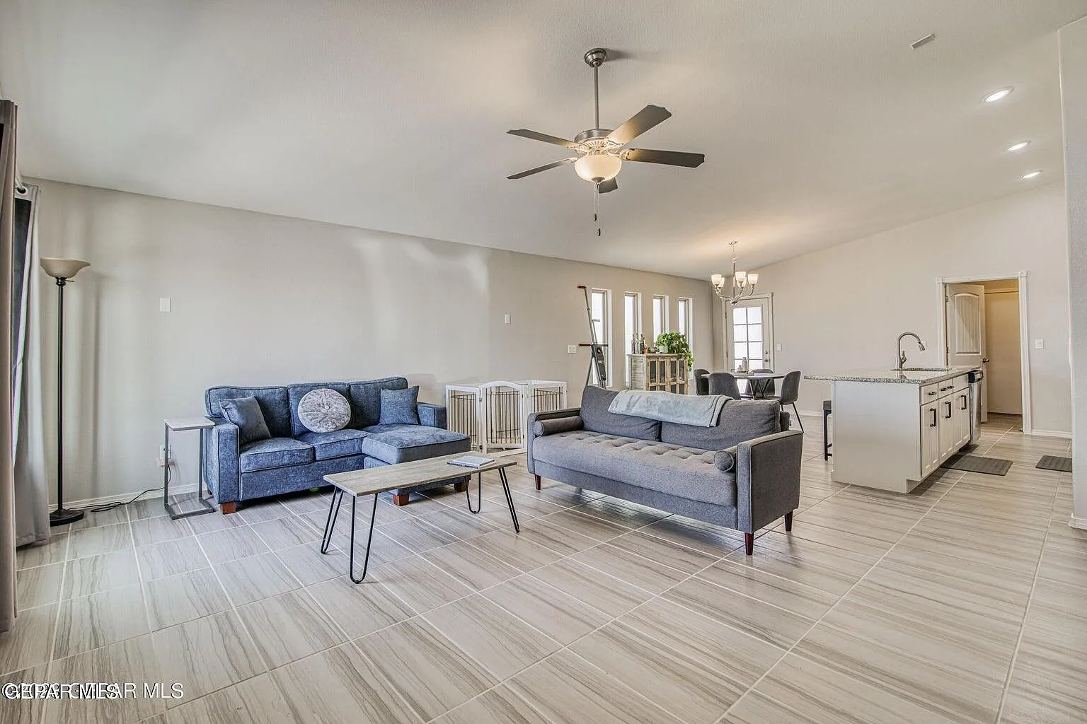 3 bed, 2.0 bath, 1678 sqft, $1,750 — Photo 2