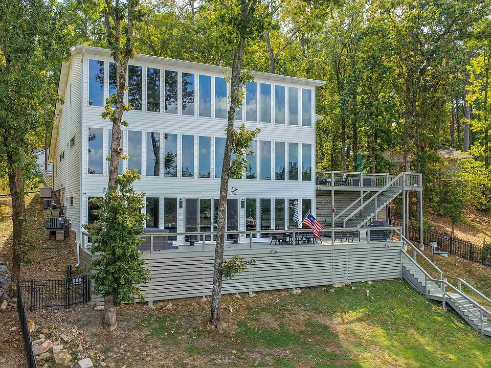 1st image of 376 Chappel Hill Rd