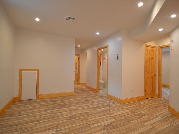 5th image of 182 Babcock St #1A