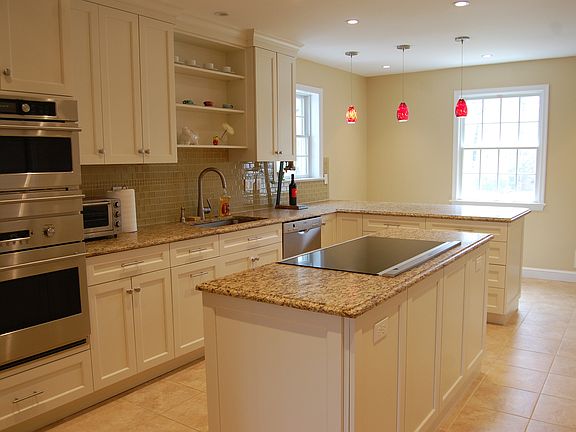 5th image of 5111 Elsmere Ave