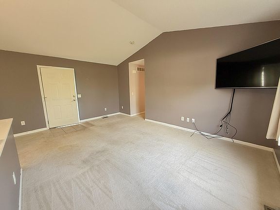 3rd image of 330 Nichole St